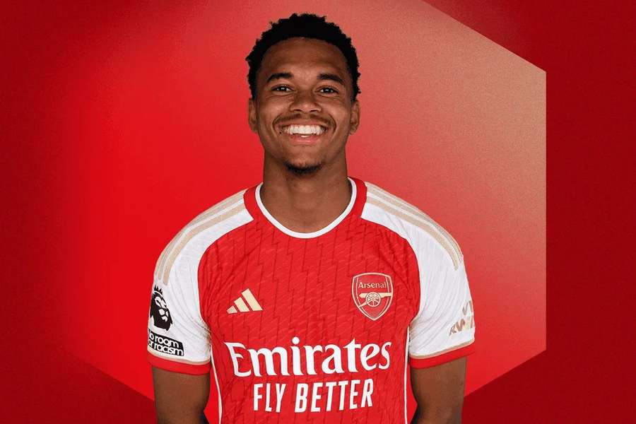 Lino Sousa é internacional sub-19 inglês, mas nasceu em Portugal