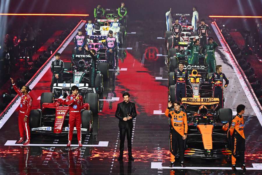 Carros foram apresentados na O2 Arena, em Londres