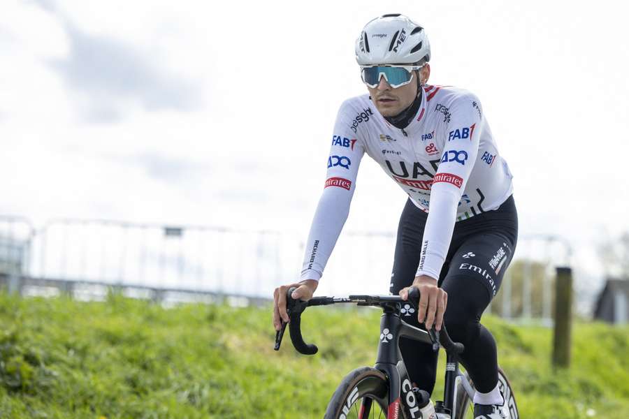 Covi vence primeira etapa do Giro d’Abruzzo com Ivo Oliveira em destaque