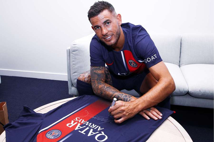 Lucas Hernández jogará na França pela primeira vez na carreira