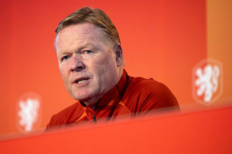 Bondscoach Ronald Koeman tijdens een persconferentie van het Nederlands elftal op KNVB Campus op 4 september