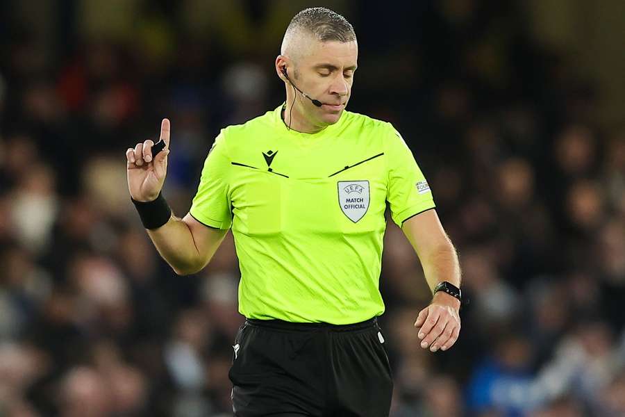 Arbitrul Radu Petrescu, în centrul atenției după o decizie controversată din finalul partidei Petrolul - FC Argeș