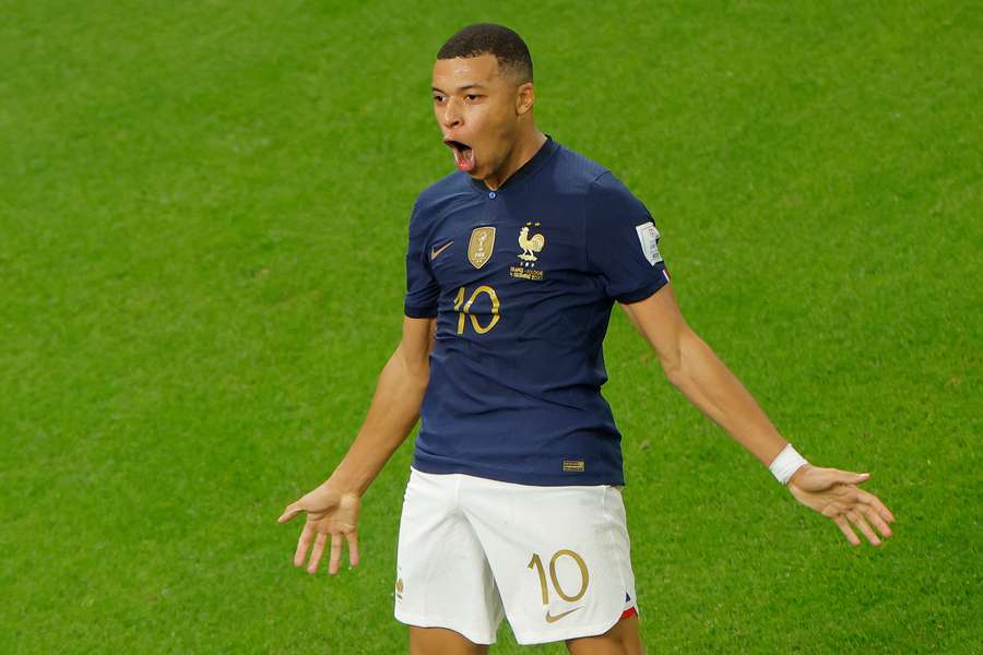 Mbappé overgår VM-legender: Kan løse alle slags problemer