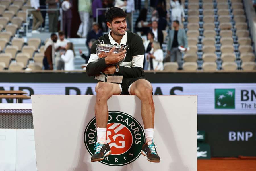 Alcaraz nunca había ganado un partido tras perder los 2 primeros sets Alcaraz nunca había ganado un partido tras perder los 2 primeros sets
