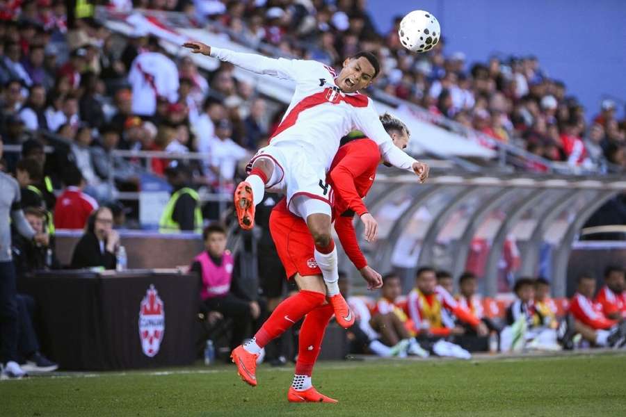 Perú perde com o Canadá Perú perde com o Canadá