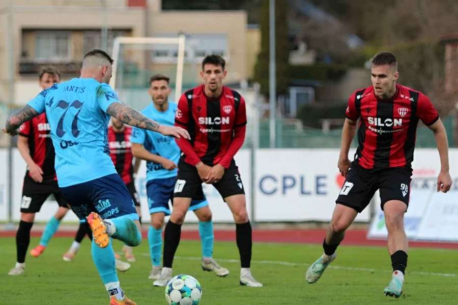 Táborsko na hřišti Ústí nad Labem výsledkově propadlo.