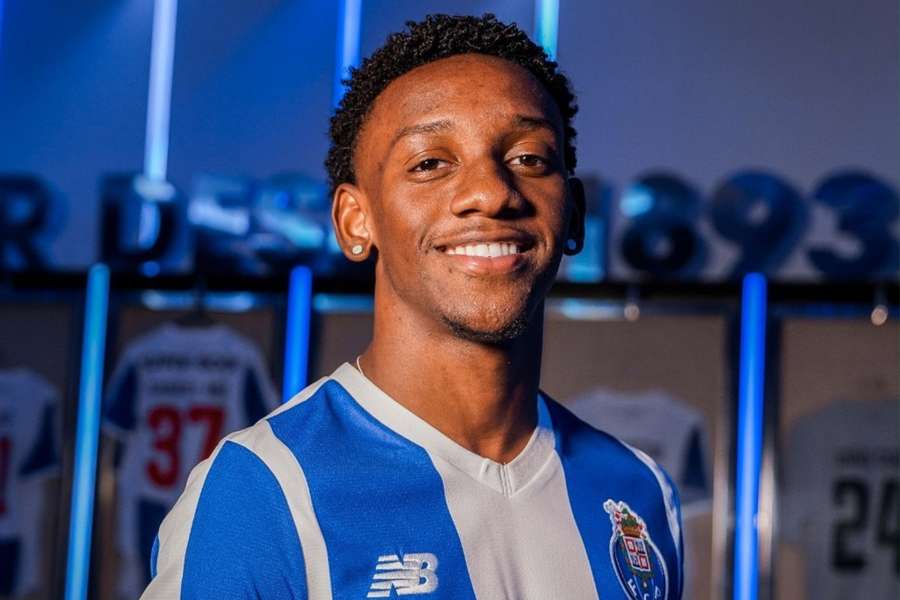 Porto vai pagar até R$ 70 milhões por Gabriel Mec, do Grêmio Porto vai pagar até R$ 70 milhões por Gabriel Mec, do Grêmio