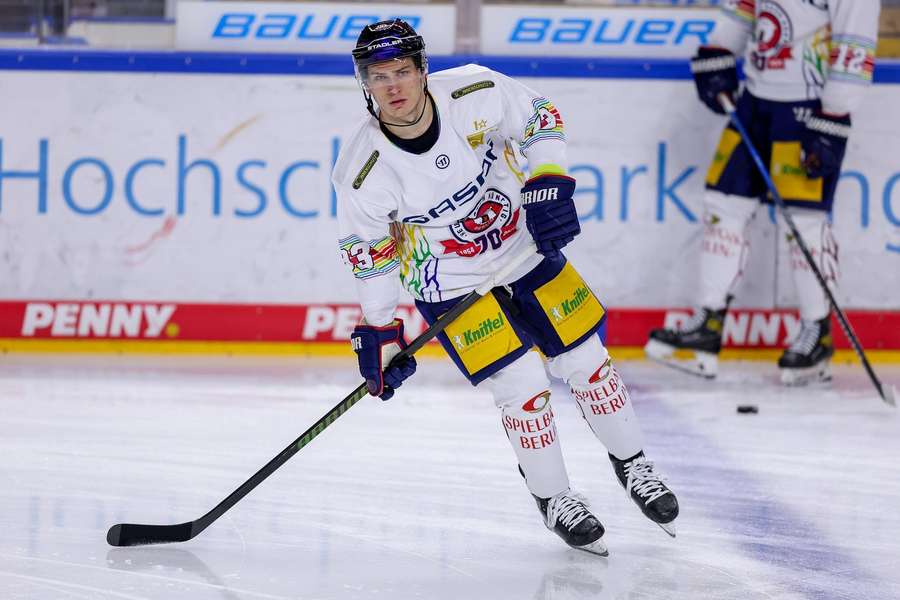 Eisbären-Profi Pföderl wurde außerdem "Stürmer des Jahres".