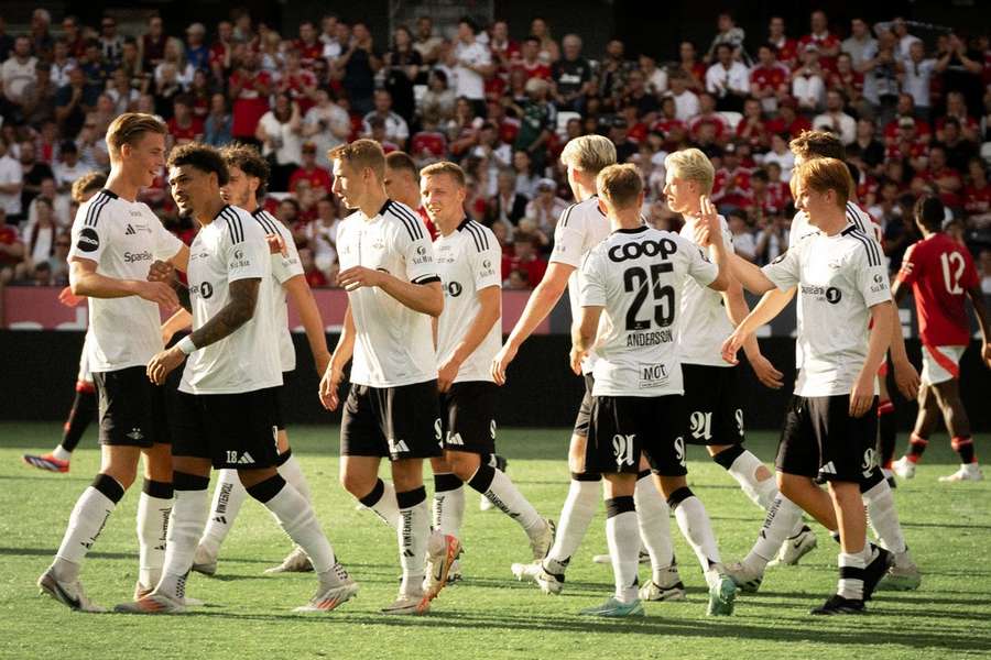 Rosenborg festeja o golo de Noah Holm