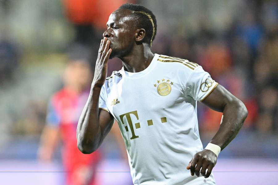 Bayern Munich's Senegalese forward Sadio Mane celebrates scoring the opening goal