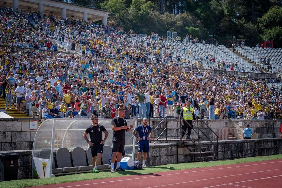 Milhares de adeptos do Atlético CP no Jamor