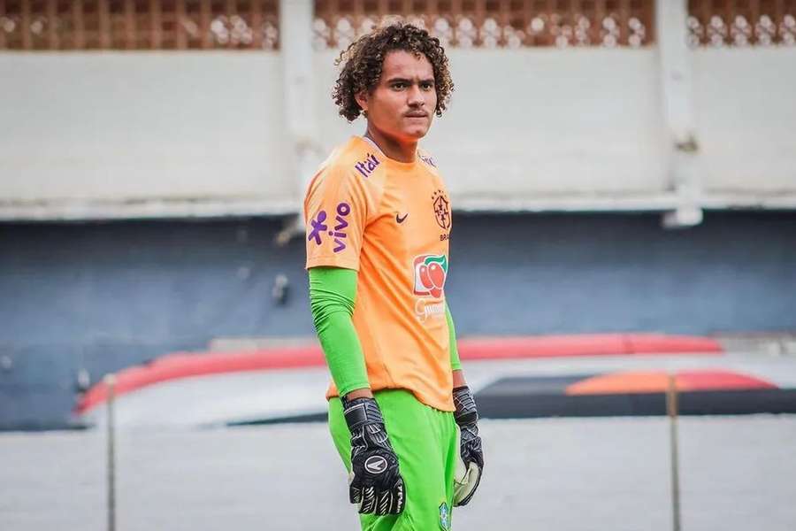 Philippe Gabriel, guarda-redes de 19 anos do Vasco da Gama