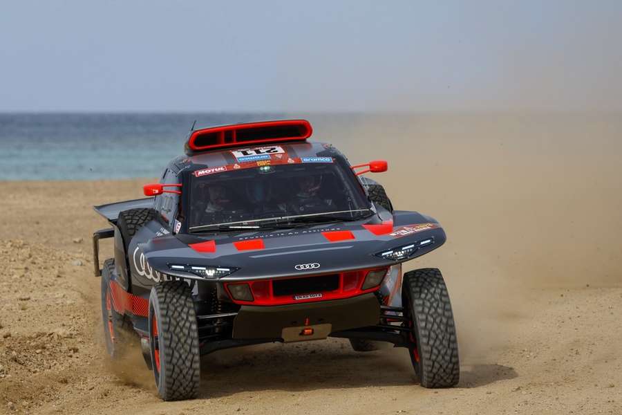 Rallye Dakar: Ekström gewinnt Prolog - Deutscher von Zitzewitz Siebter