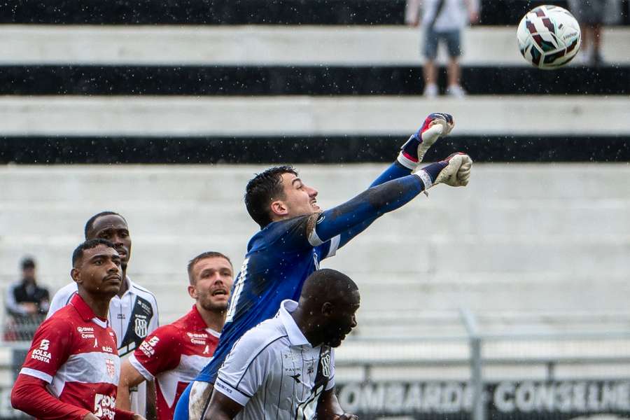 A Ponte venceu apenas 3 jogos nesta Série B