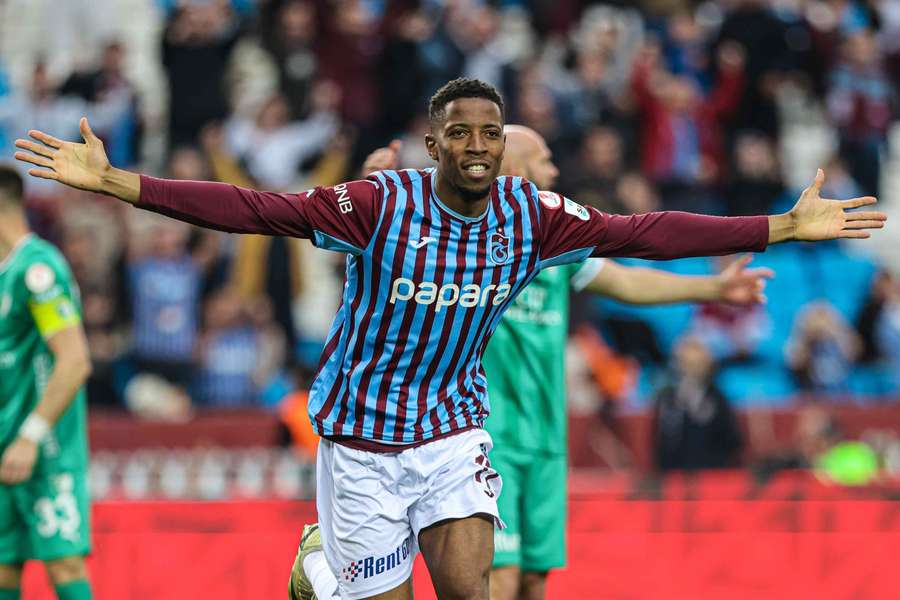 Simon Banza marcou para o Trabzonspor