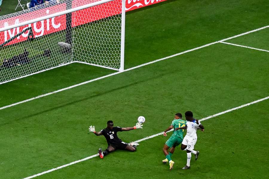 England slog usvigeligt sikkert Senegal ud af VM og er klar til Frankrig