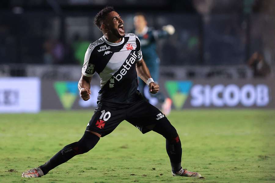 Payet se ha despedido con sentimiento de la afición y del Vasco de Gama Payet se ha despedido con sentimiento de la afición y del Vasco de Gama