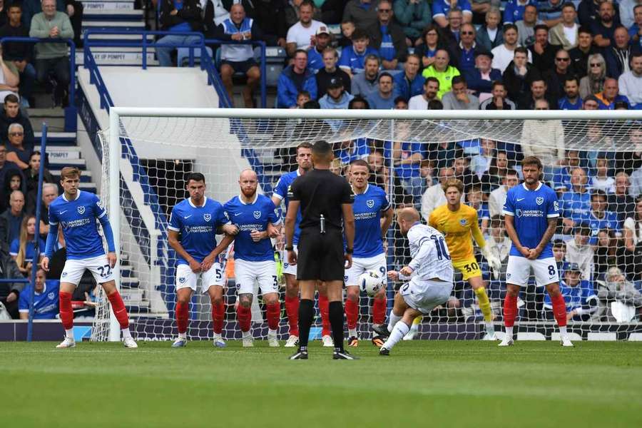 Bannan strikes for Sheffield Wednesday