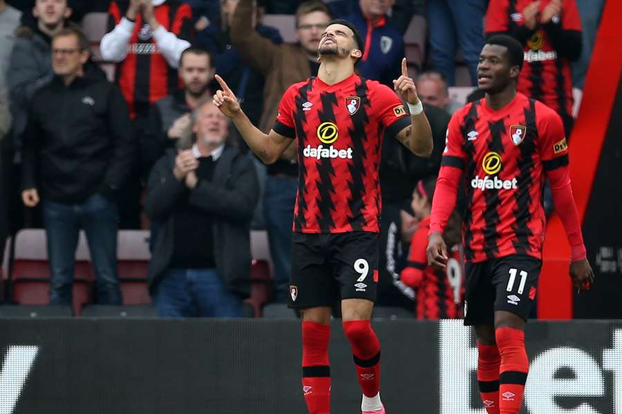 Dom Solanke celebrates Dom Solanke celebrates