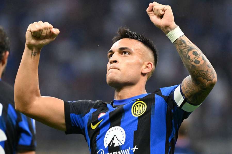 Lautaro Martinez marchează pentru Inter în meciul cu Fiorentina