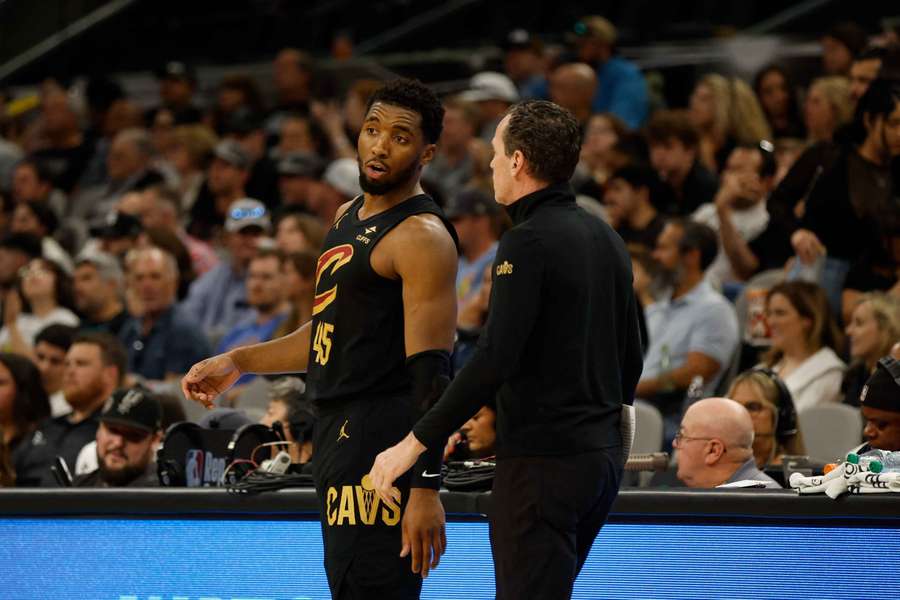 Kenny Atkinson avec Donovan Mitchell.
