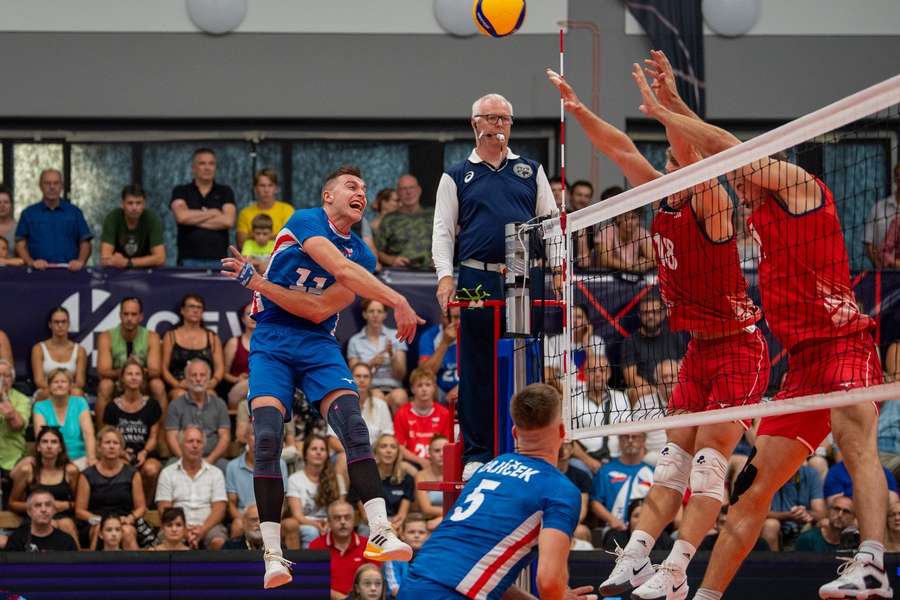 Čeští volejbalisté v kvalifikaci ME porazili 3:0 Norsko a vedou skupinu C.