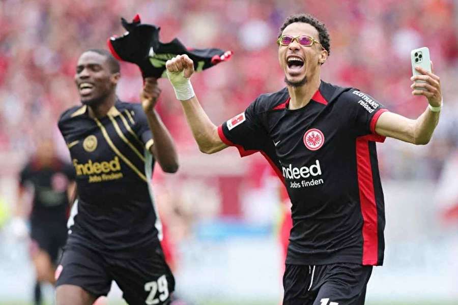 Hugo Ekitiké patří mezi opory Frankfurtu a v létě by mohl posílit Liverpool