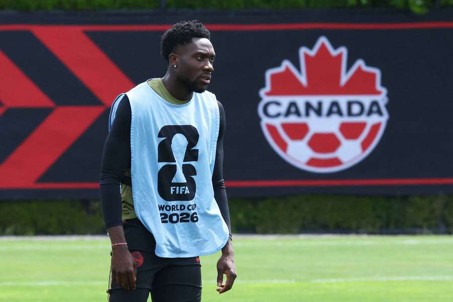 Alphonso Davies podczas treningu we wtorek Alphonso Davies podczas treningu we wtorek