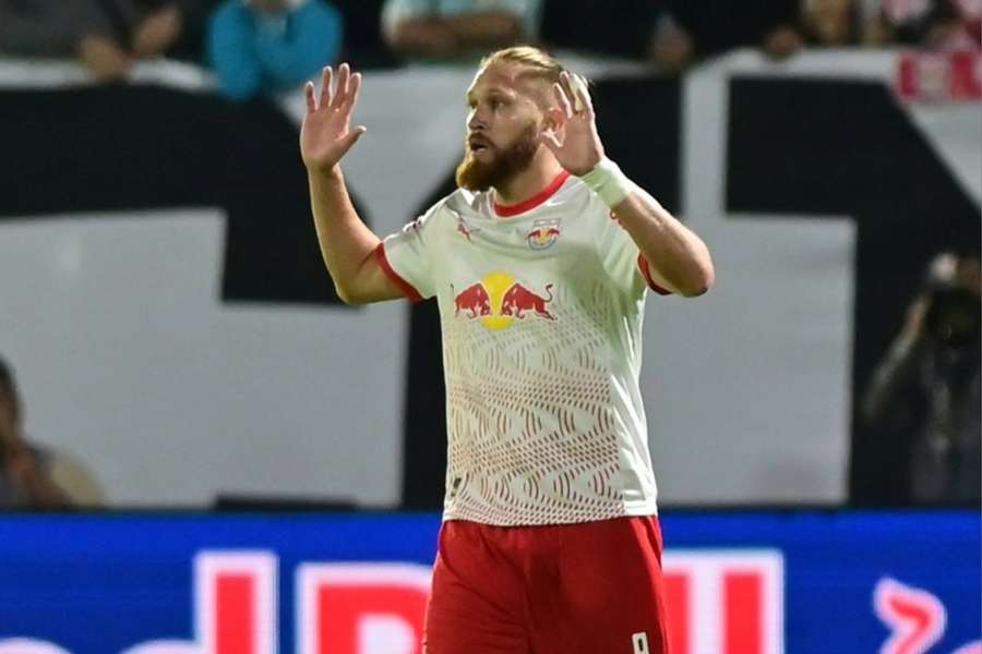 Isidro Pitta garantiu a vitória do Bragantino sobre o Mirassol