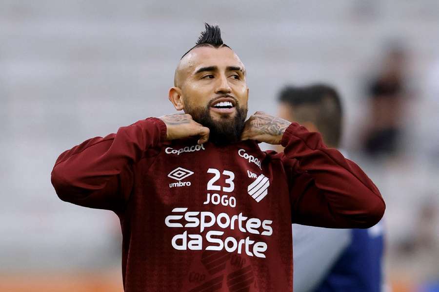 Voormalig Athletico Paranaense speler Arturo Vidal tijdens een warming-up