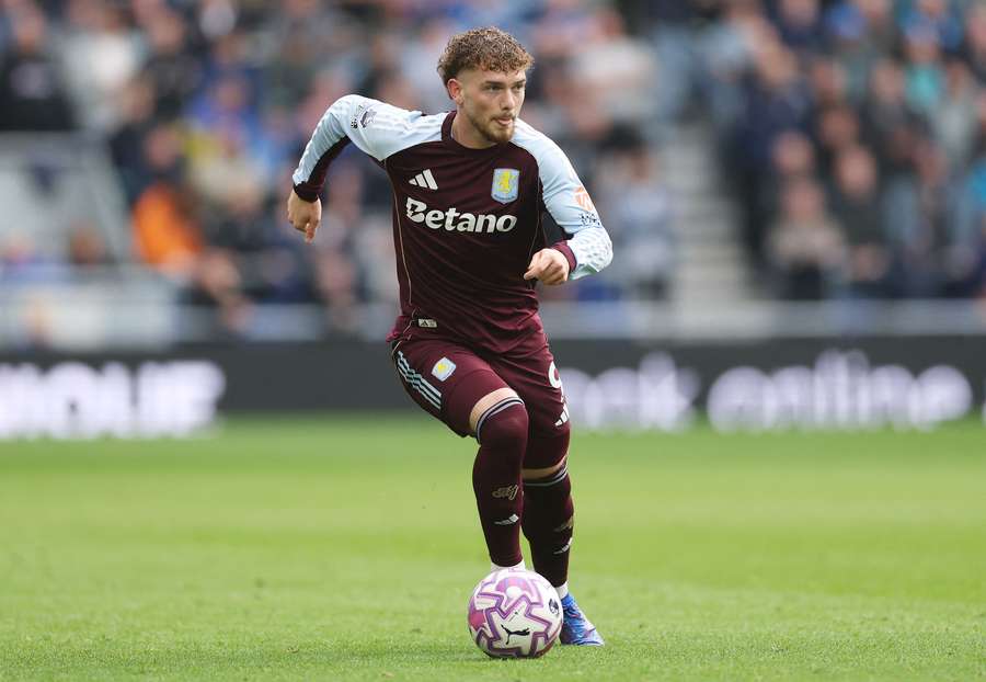 Elliott played just four league games for Villa Elliott played just four league games for Villa