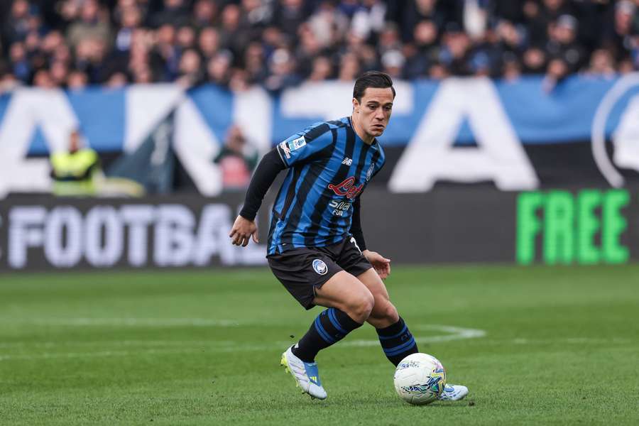 Giacomo Raspadori durante il match di Serie A contro l'Hellas Verona Giacomo Raspadori durante il match di Serie A contro l'Hellas Verona