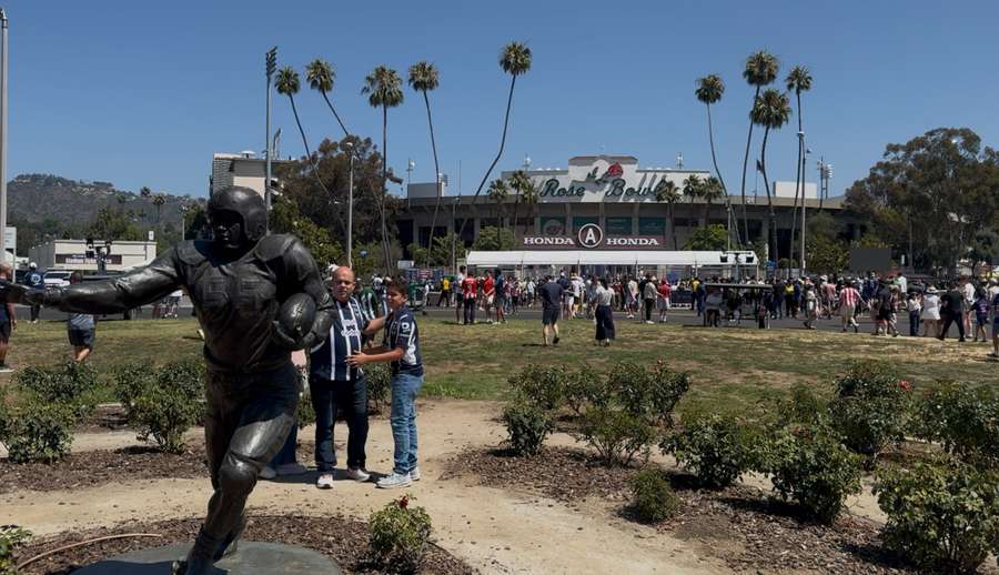 Stadionul Rose Bowl