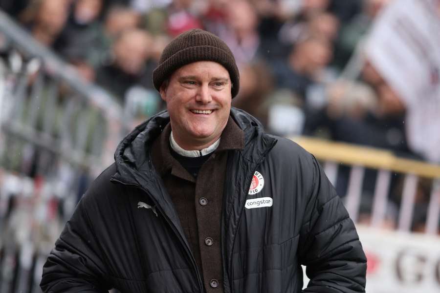 St.-Pauli-Präsident Oke Göttlich hat erneut auf die wirtschaftlichen Voraussetzungen des VfL Wolfsburg abgezielt. St.-Pauli-Präsident Oke Göttlich hat erneut auf die wirtschaftlichen Voraussetzungen des VfL Wolfsburg abgezielt.