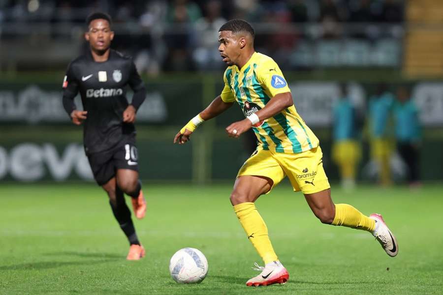 Ex-Sport, Pedro Maranhão previu duelo contra o Porto e hoje brilha no futebol chinês Ex-Sport, Pedro Maranhão previu duelo contra o Porto e hoje brilha no futebol chinês