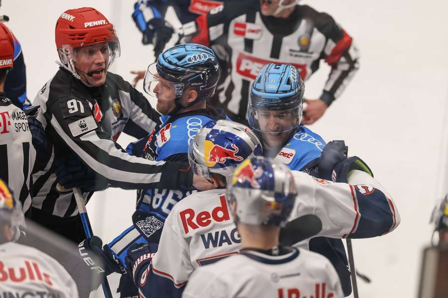 Fabio Wagner sorgte mit seinem üblen Foul für viele Diskussionen