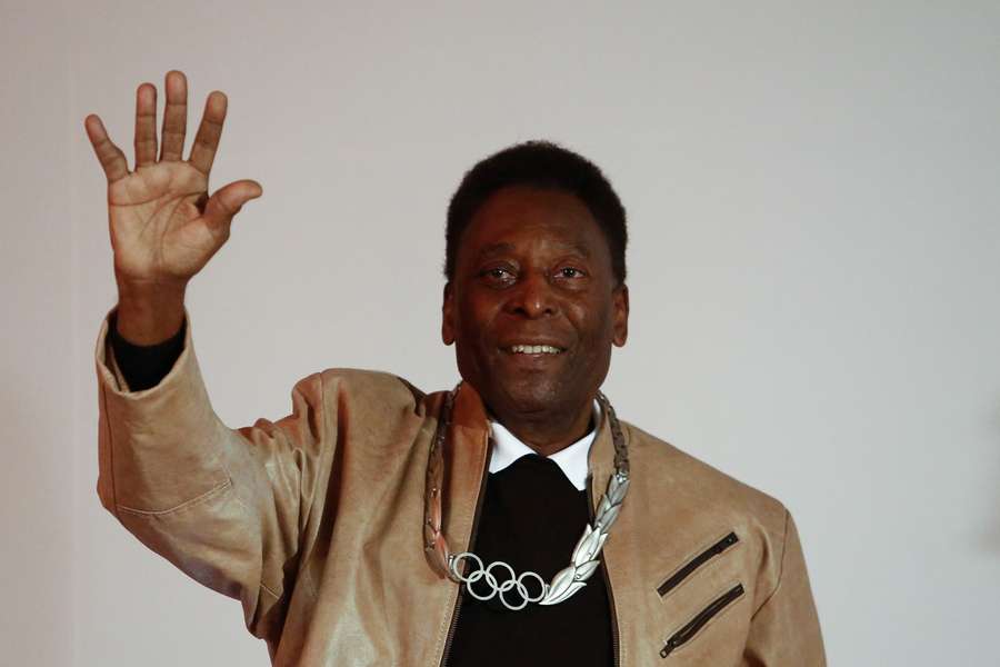 Pelé deu entrada no hospital no dia 29 de novembro para uma reavaliação da terapia quimioterápica