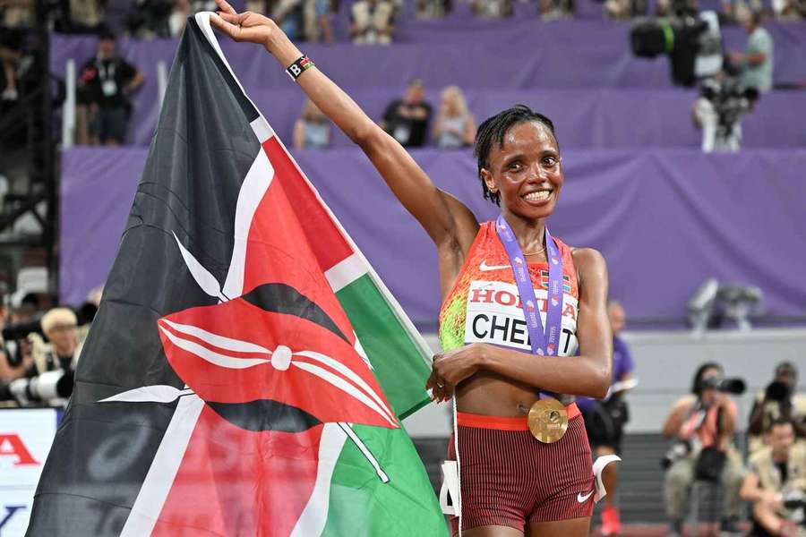 Beatrice Chebet sagrou-se campeã do mundo pela primeira vez na carreira