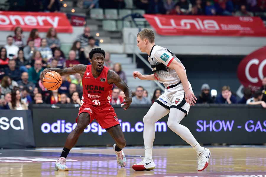 Dylan Ennis, autor de la canasta ganadora para el UCAM