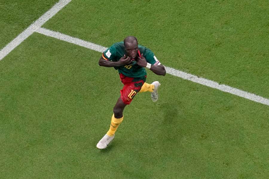 Historický zápis Kamerunu proti Brazílii. Song: Som hrdý na svojich hráčov