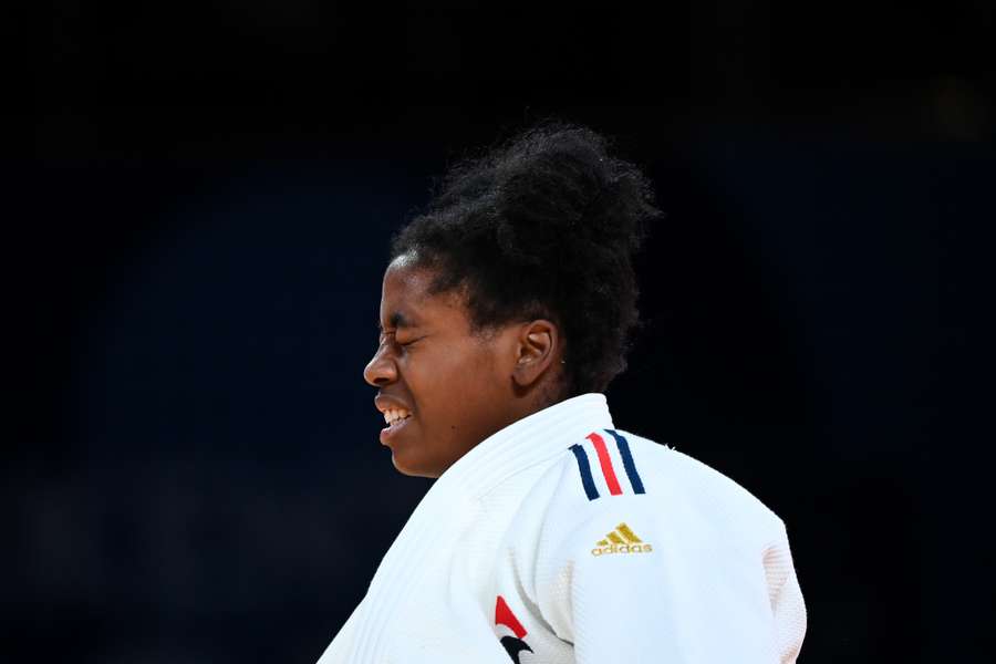 La réaction de Sarah-Léonie Cysique après être tombée au troisième tour des Mondiaux de judo.