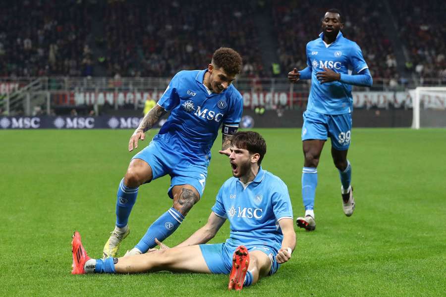 Kvaratskhelia esulta per il gol segnato al Milan