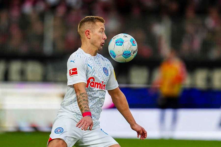 Slovenský bek Dominik Javorček by si rád zahrál za Slavii.