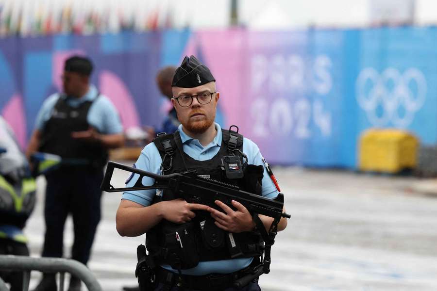 Les forces de l'ordre au Trocadéro ce vendredi.