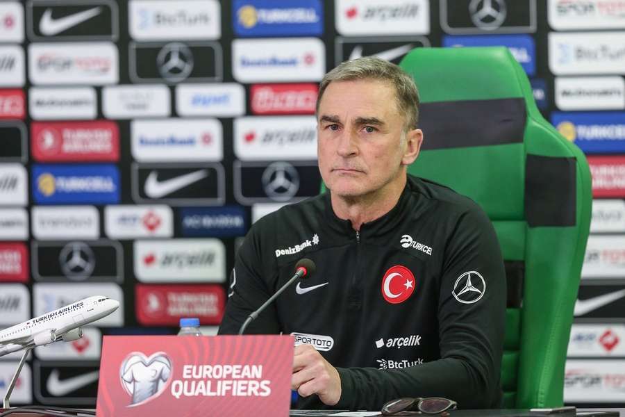 Türkei-Coach Stefan Kuntz trotz Last-Minute-Sieg und Tabellenführung unter Druck