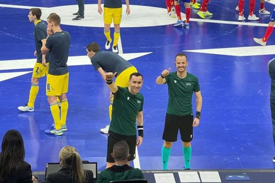 Árbitros portugueses no Mundial de futsal