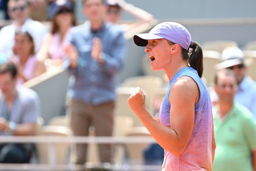 Iga Swiatek blüht in Roland-Garros wieder auf.