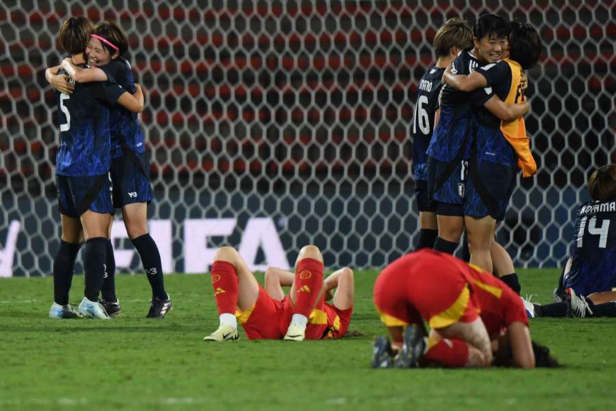 España cae derrotada por Japón.