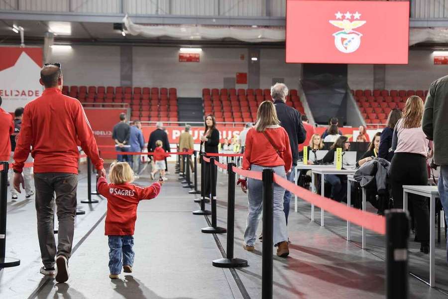 Sócios do Benfica já bateram recorde Sócios do Benfica já bateram recorde