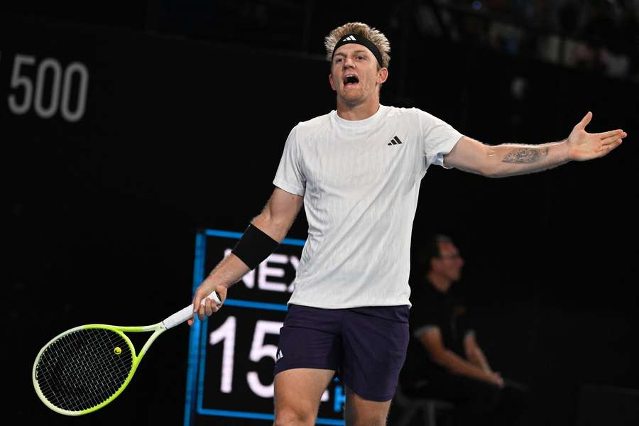 Davidovich pierde ante Humbert en las semis de Adelaida